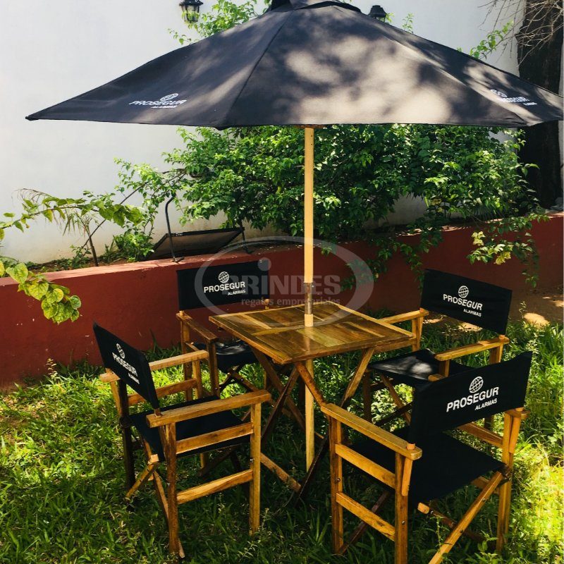 Mobiliario de Jardín Personalizado para Expo